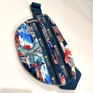 LESPORTSAC EVERYDAY BELT BAG Tropical Vibes Hawaiian Fanny Pack